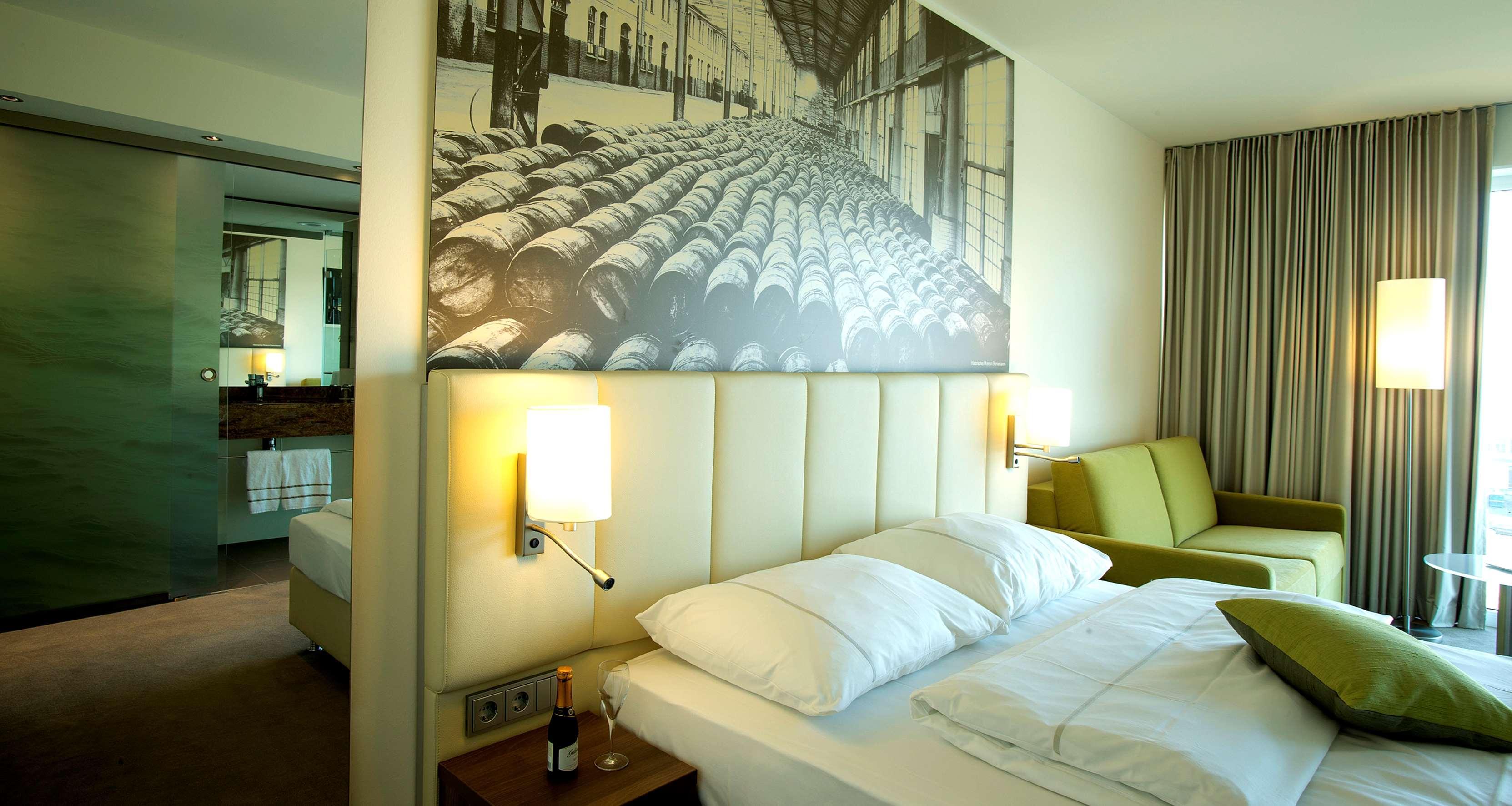 Western Hotel