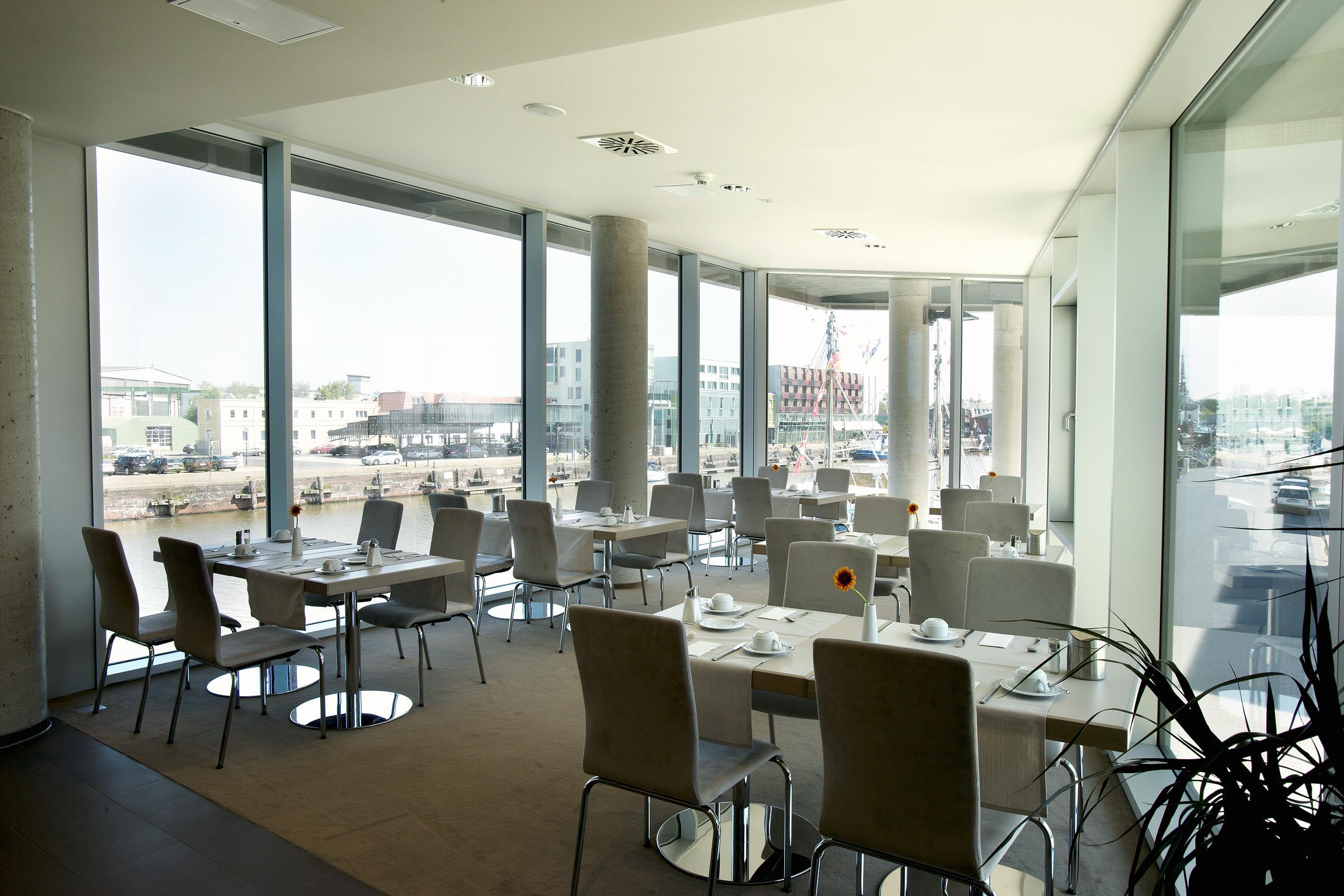 Western Hotel 4*