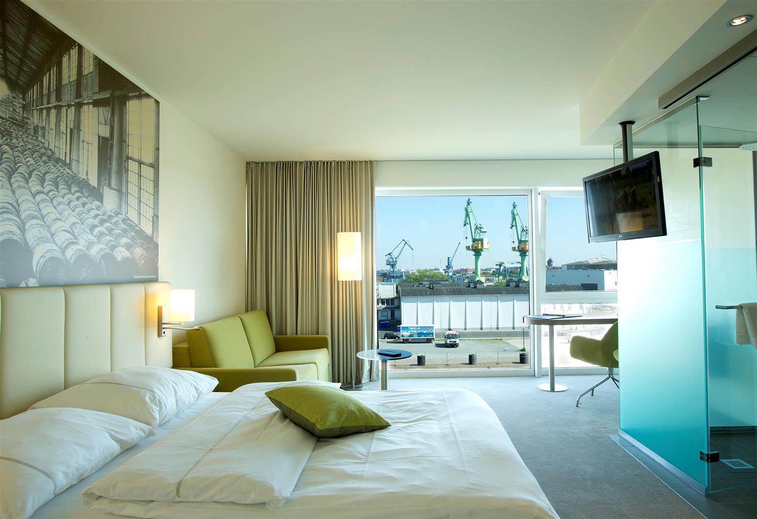 Western Hotel 4*